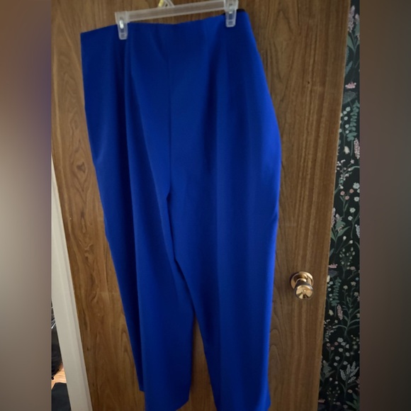 Plus size blue wide leg dress pants a torrid - Picture 3 of 3